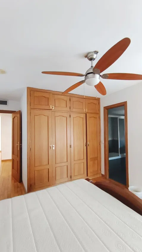 Salón de gran vivienda en venta en el centro de Navalmoral
